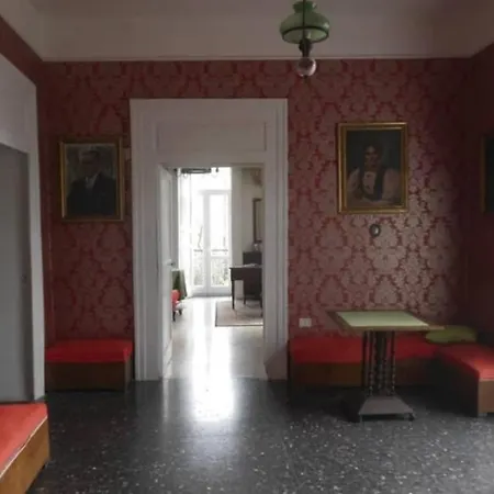 La Dimora Del Barone לינה וארוחת בוקר 3*